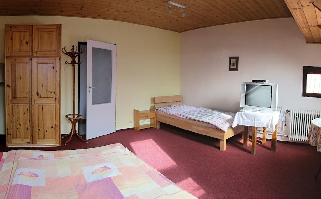 Penzion Eliska Prag Exterior foto